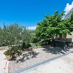 Apartmani Nikola