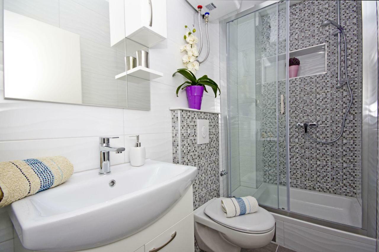 Nikola Apartma *