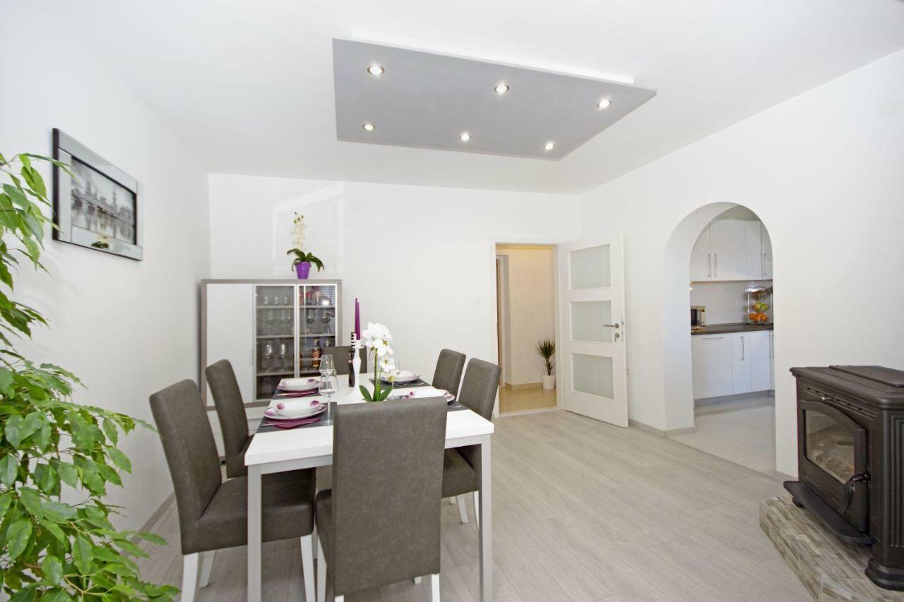 Nikola Apartma *